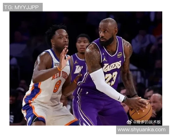 湖人对决尼克斯精彩回顾01月05日比赛录像分析与亮点总结