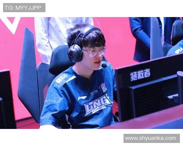 LNG战队在世界大师赛积分榜上以50分稳居第一位置展现强大实力