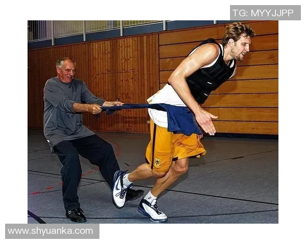 广州网球队的包夹策略分析及其对比赛结果的影响探讨